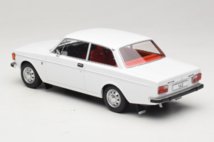 Volvo 142 Weiß MCG 1:18 MCG18445 Metall — Bild 5 von 6