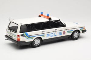 Volvo 240 GL Kombi Polis Sweden Minichamps 1:18 155171480 Metall — Bild 2 von 6