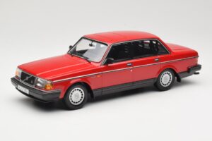 Volvo 240 GL Dunkelrot Minichamps 1:18 166171401 Metall