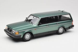 Volvo 240 GL Estate Green Metallic Minichamps 1:18 155171410 Metall