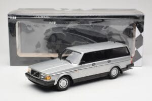 Volvo 240 GL Estate Silber Minichamps 1:18 155171416 Metall — Bild 6 von 6