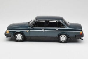 Volvo 240 GL Petrol Metallic Minichamps 1:18 155171407 Metall — Bild 3 von 6