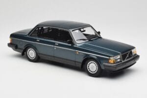 Volvo 240 GL Petrol Metallic Minichamps 1:18 155171407 Metall — Bild 4 von 6