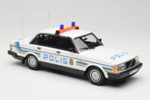 Volvo 240 GL Polis Sweden Minichamps 1:18 155171490 Metall — Bild 4 von 6