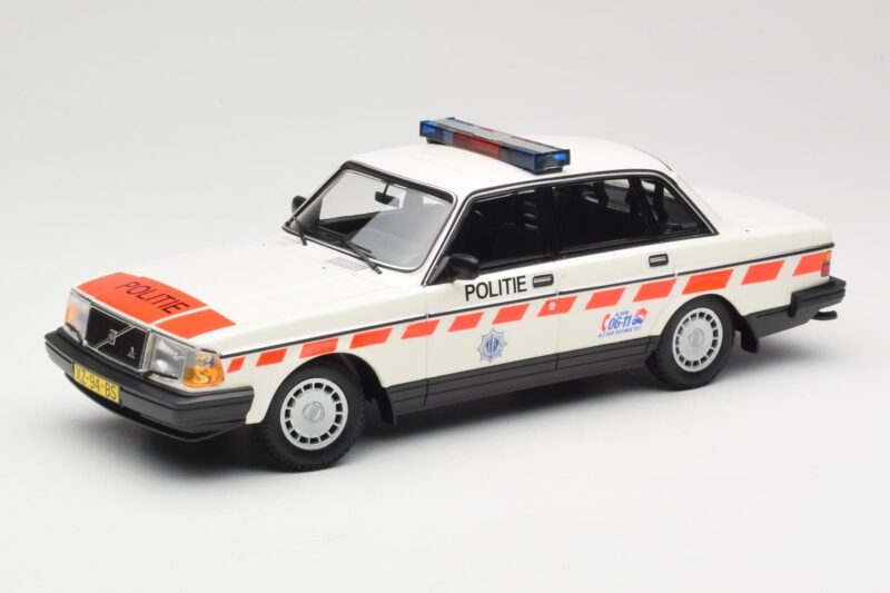 Volvo 240 GL Politie Netherlands Minichamps 1:18 155171498 Metall
