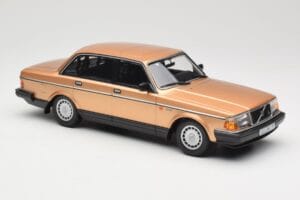 Volvo 240 GL Gold Minichamps 1:18 155171405 Metall — Bild 4 von 6