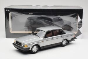 Volvo 240 GL Silber Minichamps 1:18 155171408 Metall — Bild 6 von 6