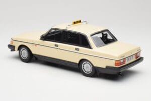 Volvo 240 GL Taxi Minichamps 1:18 155171494 Metall — Bild 5 von 6