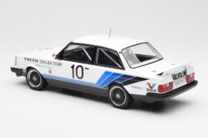 Volvo 240 Turbo #10 R. Francevic Winner ATCC 1986 IXO 1:18 18RMC176 Metall — Bild 5 von 6