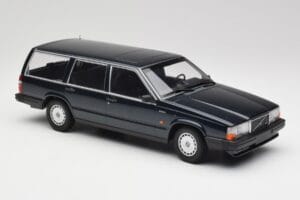 Volvo 740 GL Kombi Dunkelgrün Metallic Minichamps 1:18 155171771 Metall — Bild 4 von 6