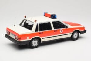 Volvo 740 GL DRK Aschaffenburg Minichamps 1:18 155171790 Metall — Bild 2 von 6