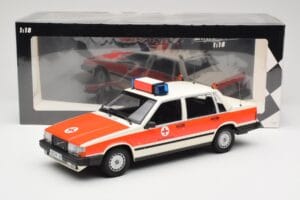Volvo 740 GL DRK Aschaffenburg Minichamps 1:18 155171790 Metall — Bild 6 von 6