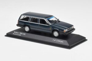 Volvo 740 GL Estate Blaugrün Metallic Minichamps 1:43 943171713 Metall — Bild 3 von 4