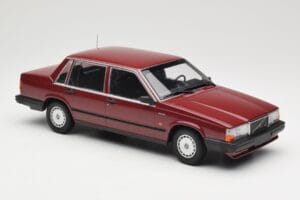 Volvo 740 GL Rot Minichamps 1:18 155171704 Metall — Bild 4 von 6