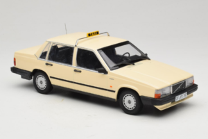 Volvo 740 GL Taxi Deutschland Minichamps 1:18 155171792 Metall — Bild 4 von 6