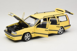 Volvo 850 T-5R Kombi Cream Yellow AUTOart 1:18 79506 Metall — Bild 2 von 8