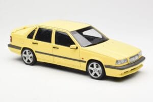 Volvo 850 T-5R Gelb AUTOart 1:18 79501 Metall — Bild 6 von 8