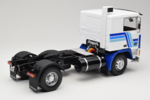 Volvo F12 Blau Weiss Road Kings 1:18 RK180033 Metall — Bild 3 von 8