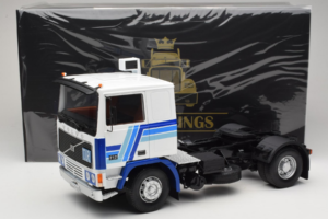 Volvo F12 Blau Weiss Road Kings 1:18 RK180033 Metall — Bild 8 von 8