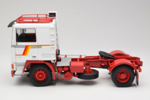 Volvo F12 Weiss Rot Road Kings 1:18 RK180031 Metall — Bild 4 von 8