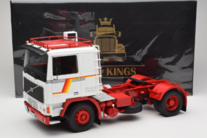 Volvo F12 Weiss Rot Road Kings 1:18 RK180031 Metall — Bild 8 von 8