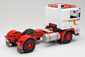Volvo F12 Weiss Rot Road Kings 1:18 RK180031 Metall — Bild 3 von 8
