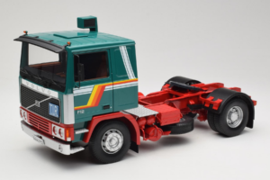 Volvo F1220 Grün Rot Road Kings 1:18 RK180032 Metall
