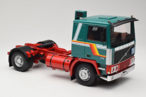 Volvo F1220 Grün Rot Road Kings 1:18 RK180032 Metall — Bild 6 von 8