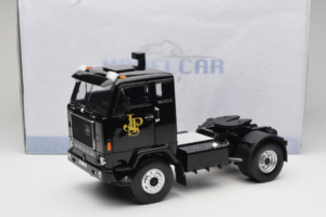 Volvo F88 John Player Special Black MCG 1:18 MCG18217 Metall — Bild 8 von 8