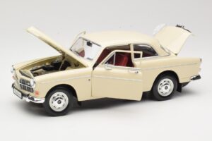 Volvo P121 Amazon Weiß Revell 1:18 08866 Metall — Bild 2 von 8