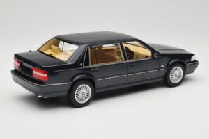 Volvo S90 Royal Blue DNA 1:18 DNA000088 Metall — Bild 2 von 6