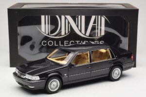 Volvo S90 Royal Violet DNA 1:18 DNA000089 Metall — Bild 6 von 6