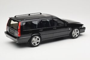 Volvo V70 R P80 Schwarz DNA 1:18 DNA000232 Metall — Bild 2 von 6