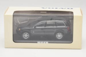 Volvo XC90 Schwarz Saphir Minichamps 1:43 38704 Metall — Bild 4 von 4