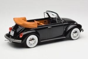 Volkswagen Beetle 1303 Cabriolet Schwarz Norev 1:18 188533 Metall — Bild 2 von 6