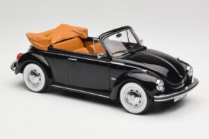 Volkswagen Beetle 1303 Cabriolet Schwarz Norev 1:18 188533 Metall — Bild 4 von 6
