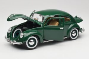 Volkswagen Export Sedan Beryl Grün Maisto 1:18 31820 Metall — Bild 2 von 8