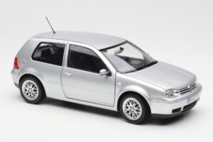 Volkswagen Golf Mk5 GTI Silber Norev 1:18 188570 Metall — Bild 6 von 8