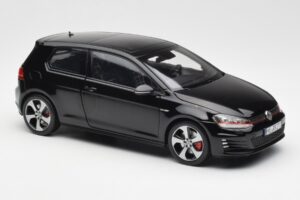 Volkswagen Golf Mk7 GTI Schwarz Norev 1:18 188550 Metall — Bild 6 von 8