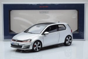 Volkswagen Golf GTI Mk7 Reflex Silber Norev 1:18 188551 Metall — Bild 8 von 8