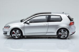 Volkswagen Golf GTI Mk7 Reflex Silber Norev 1:18 188551 Metall — Bild 4 von 8