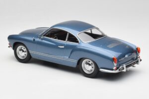 Volkswagen Karmann Ghia Coupe Neptune Blau Minichamps 1:18 155054022 Metall — Bild 5 von 6