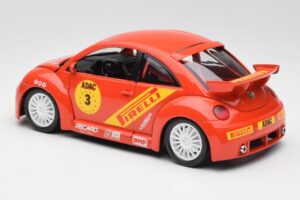 Volkswagen New Beetle Cup Bburago 1:18 3329 Metall — Bild 7 von 8