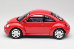 Volkswagen New Beetle Rot Bburago 1:18 3342 Metall — Bild 4 von 8