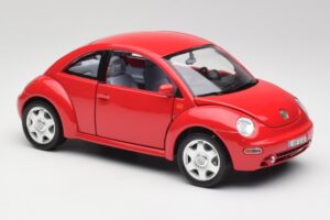 Volkswagen New Beetle Rot Bburago 1:18 3342 Metall — Bild 6 von 8