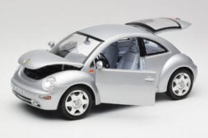 Volkswagen New Beetle Reflex Silber Metallic Bburago 1:18 3322 Metall — Bild 2 von 8