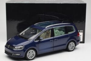 Volkswagen Sharan 7N Shadow Blau Metallic Minichamps 1:18 110051100 Metall — Bild 8 von 8