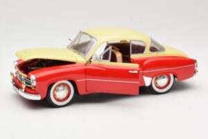 Wartburg 311 Coupe Rot & Beige Revell 1:18 8418 Metall — Bild 2 von 8