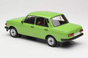 Wartburg 353 Grün MCG 1:18 MCG18062 Metall — Bild 5 von 6
