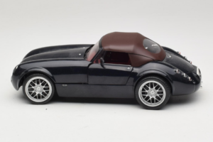 Wiesmann Roadster MF Carbon Black Revell 1:18 WIESMANN001 Metall — Bild 5 von 9